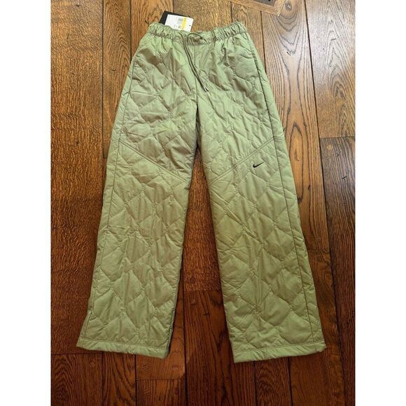Nike Sportswear Women's Quilted High-Waisted Open-Hem Pants Medium NWT - Picture 2 of 7